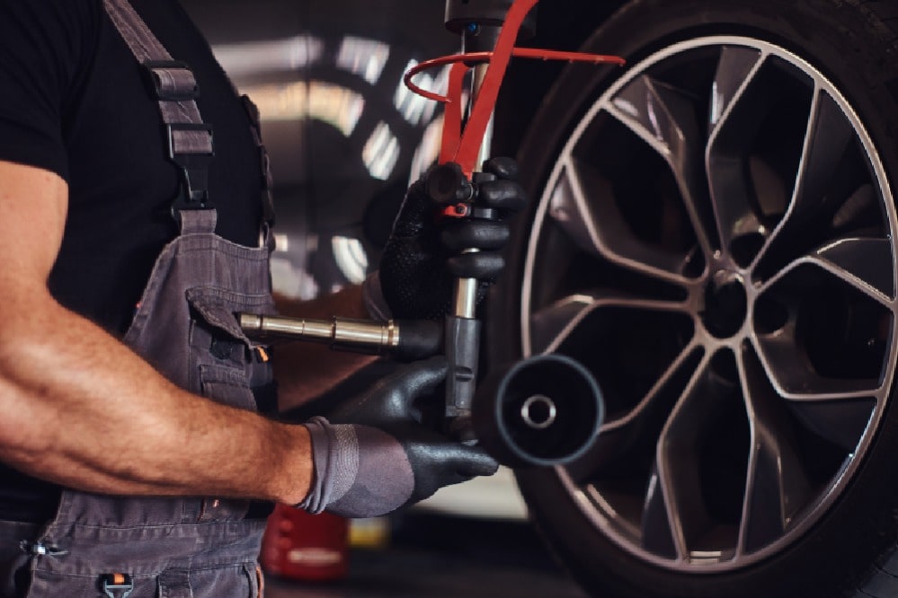 Patlak Lastik Nasıl Değiştirilir?